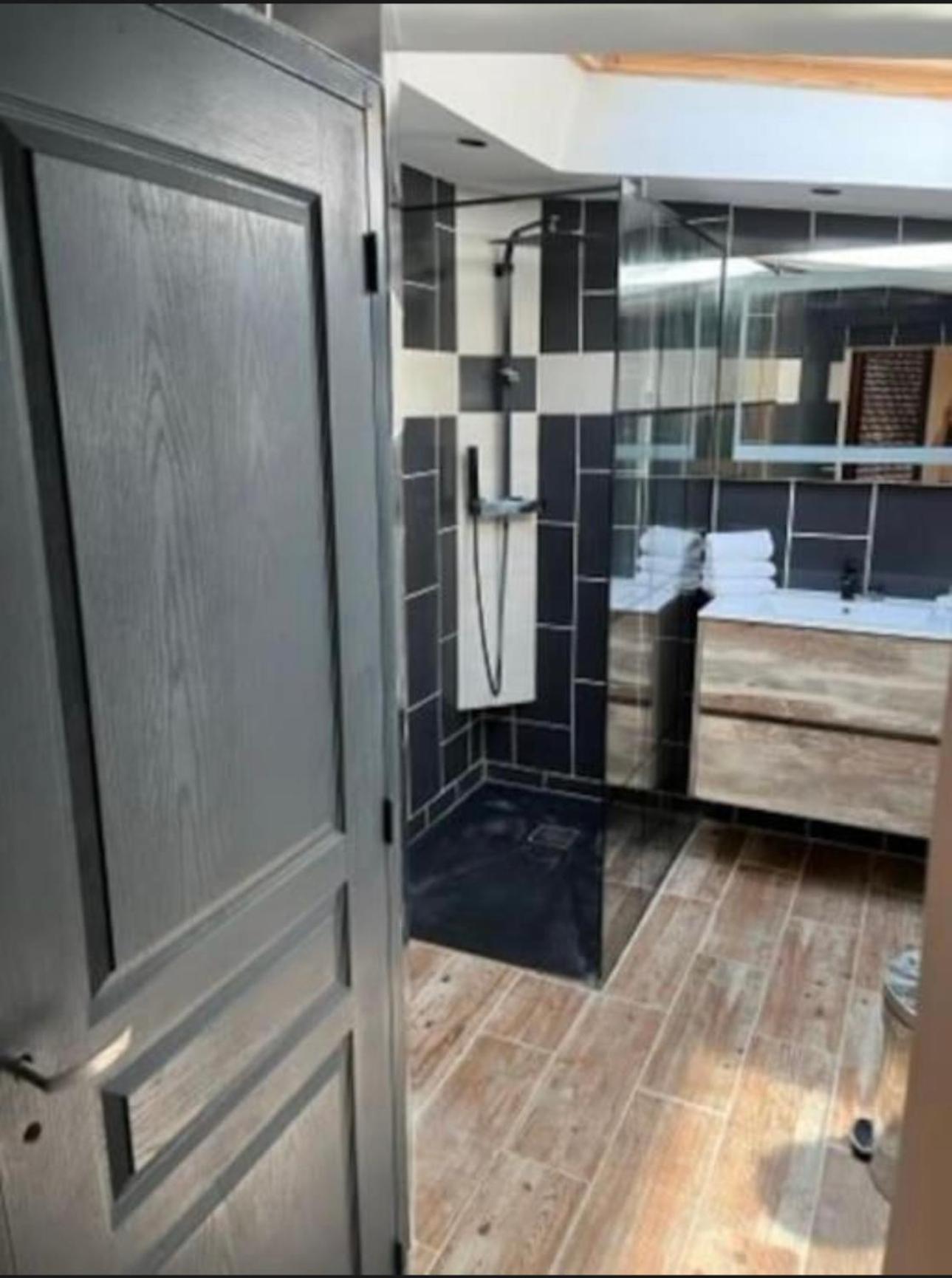 Maison A Vezac 24220 Zewnętrze zdjęcie